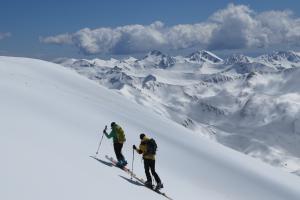 Sci-alpinismo sulla fantastica neve dei Balcani